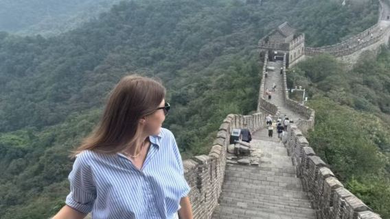 Mutianyu Great Wall Round-trip by ZANBUS with Tickets, Daily Departure 8/9/10 AM 