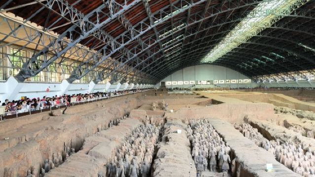 [Privattransfer für 2-6 Personen] Xi'an Mausoleum Qin Shihuangdis + Eintrittskarte für eine Vorstellung im Bereich B von „Der mächtige Qin-Staat“