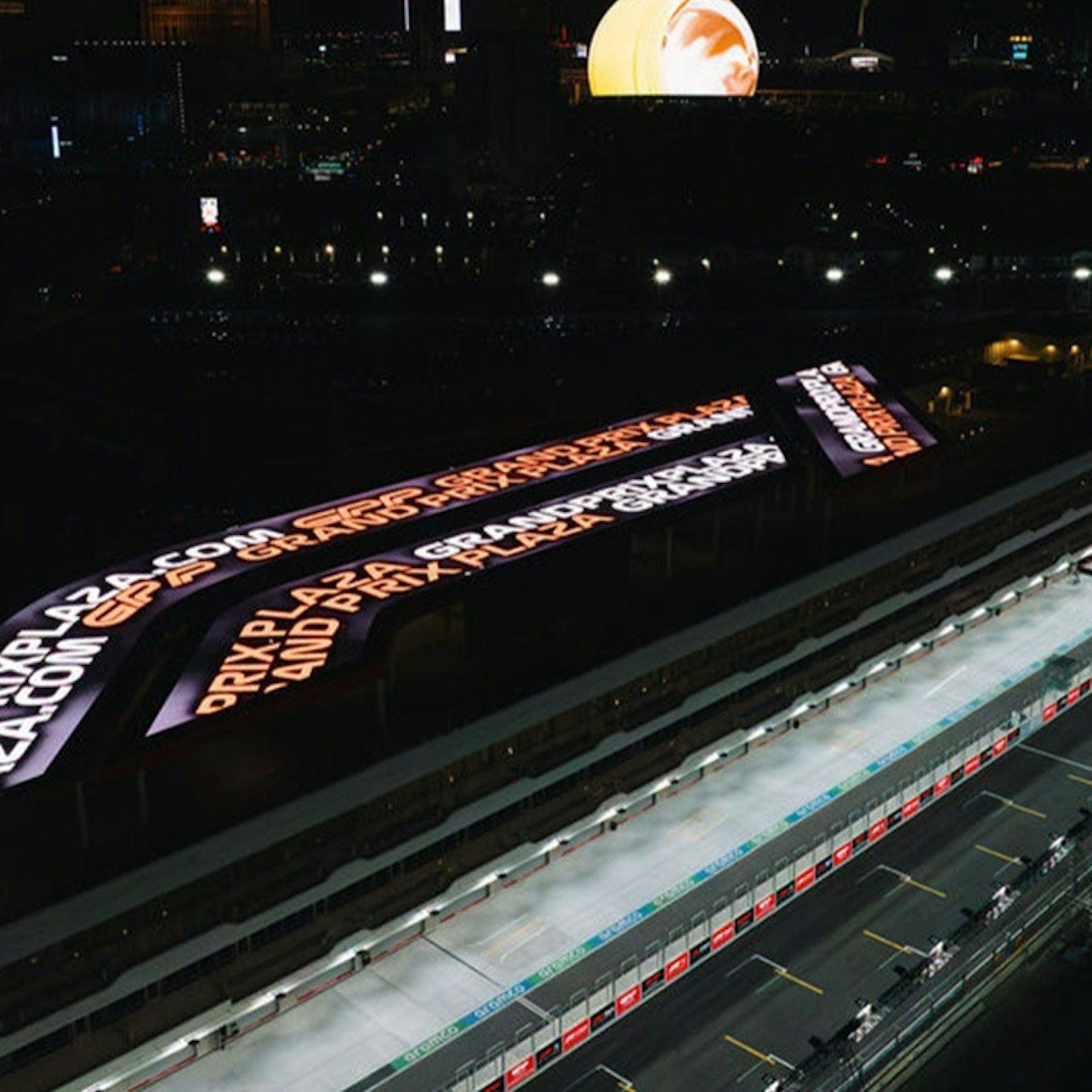 แกรนด์ปรีซ์ พลาซ่า: บัตรเข้าชม