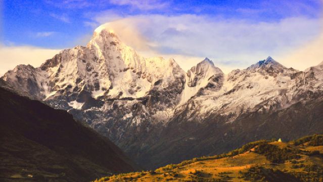 Дневной тур из Чэнду в горы Сыгуняншань: Альпийские тропы разожгут вашу страсть [Входной билет + Личный автомобиль]