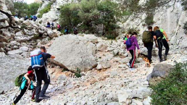 Da Cala Gonone: escursione a piedi fino a Cala Luna