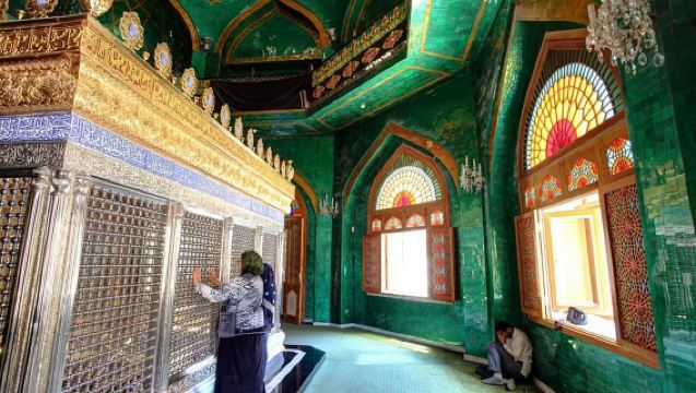 亞塞拜然巴庫泥火山+比比海巴特清真寺