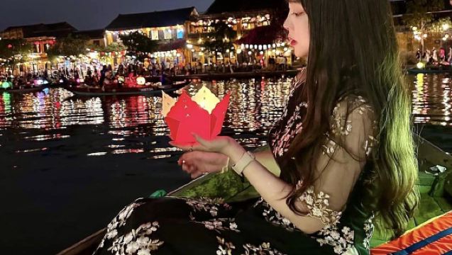 한국어 가이드와 함께하는 호이안 시티 프라이빗 투어 & 보트 타기 & 등불 날리기 체험