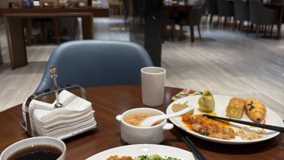 TAO/Aeropuerto Internacional de Qingdao-Jiaodong | VIP/Vale de uso para sala de descanso durante la espera del vuelo/experiencia gastronómica especial/sala/espera de vuelo/escala/descanso