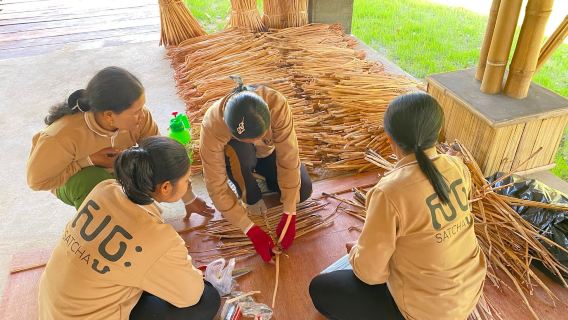 暹粒洞裡薩湖半日遊【手工藝品|可選中文導遊|專車獨立包船團】