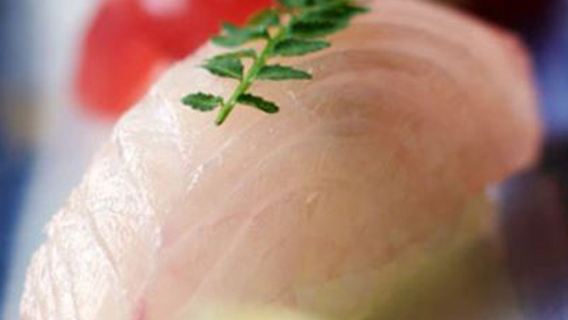 Buono per cena a menù fisso presso il ristorante giapponese Zhongshan al 2° piano dell'Hotel Royal Taipei (+200 NT$ nei giorni festivi)