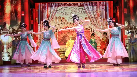 西安日遊：秦始皇帝陵博物院（兵馬俑）、唐代歌舞秀與餃子晚宴之旅