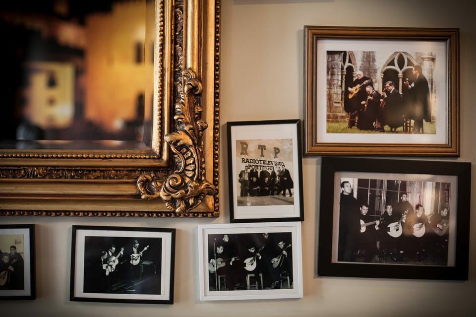 โคอิมบรา: การแสดงฟาดูสดพร้อมไวน์พอร์ตหนึ่งแก้ว