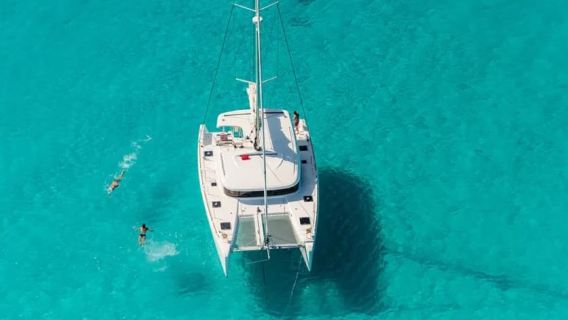 From Palau: Catamaran tour in La Maddalena Archipelago