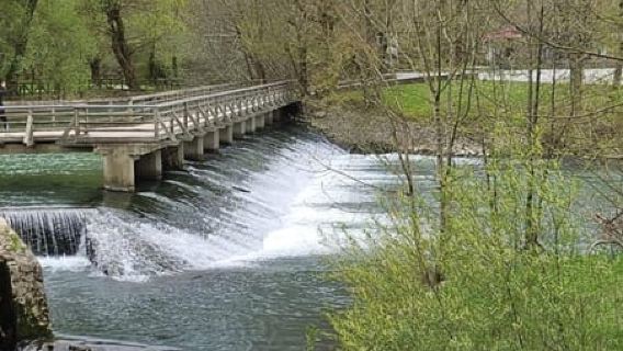 Da Lubiana alle Grotte di Postumia, al Castello di Predjama e al Parco di Postumia