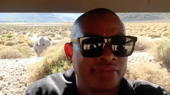 เคปทาวน์: ชิมไวน์และสัตว์ป่าในเขตอนุรักษ์พันธุ์สัตว์ป่าอากีลา