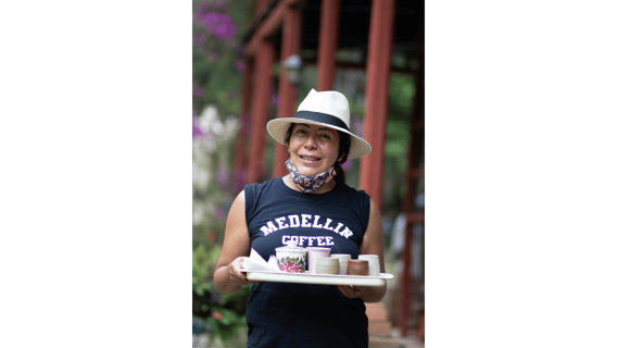 เมเดยิน: ทัวร์ฟาร์มกาแฟซานตาเอเลน่า พร้อมอาหารกลางวันและรถรับส่ง