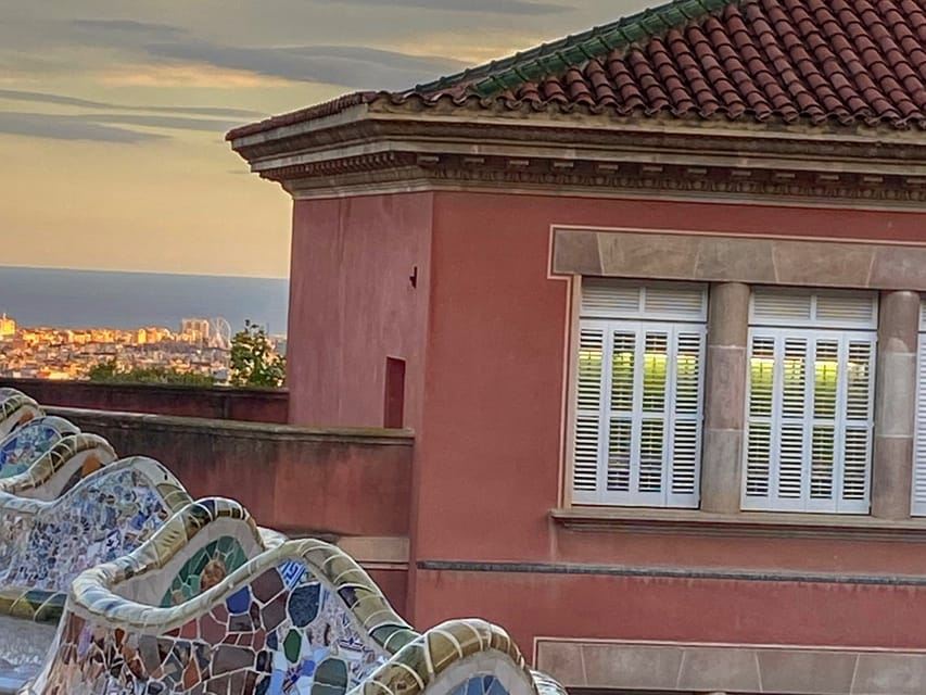 Barcelona: Park Güell Guided Tour with Entry