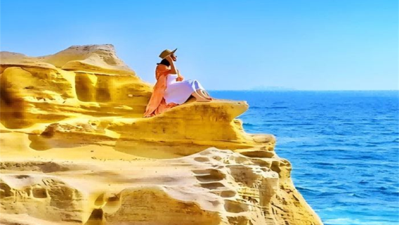 Excursion d'une journée à Shirahama de Wakayama sur les traces de Conan, incluant l'expérience du train à la gare de Kishi et Senjōjiki