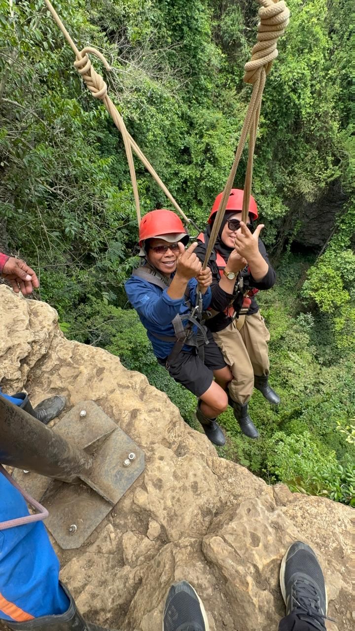 Lawatan Sehari Jogjakarta: Penerokaan Jomblang Cave dan Pengembaraan Menyeronokkan