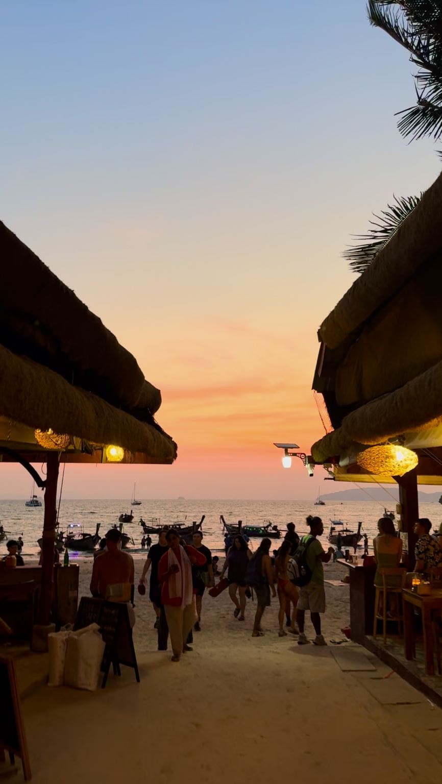 Krabi: tramonto alla Spiaggia di Railay e nuoto con il plancton bioluminescente