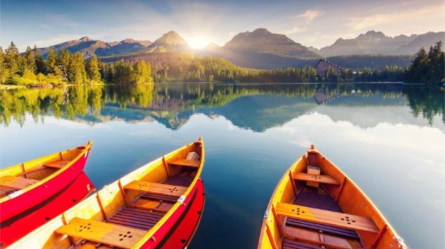 瑞士格林德瓦小鎮+費爾斯特山+懸崖步道+巴查爾普湖【包車】