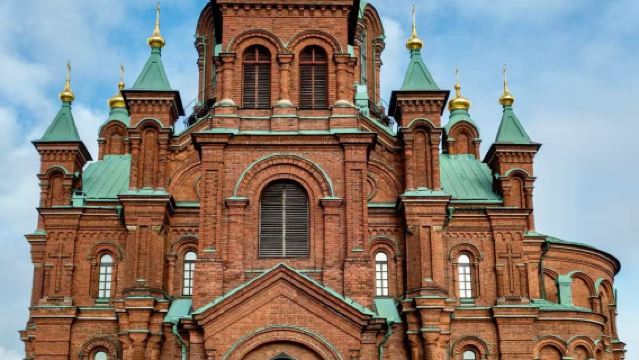 芬蘭赫爾辛基三大教堂+芬蘭堡+波爾沃古城【定制包車+中文】