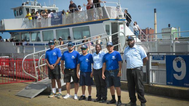 New York: Hop-On Hop-Off Bus Tour with Cityscape Cruise