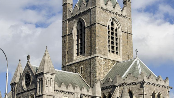 Ireland Dublin | Gereja Christ Church + Jambatan Half Penny + Jejak Tebing Howth (tiket tidak termasuk)