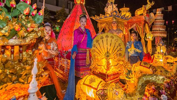 Thailand Loy Krathong Night Tour [Thousands of Sky Lanterns Festival]|CAD Sky Lantern Festival: Miss it and wait a year|Make a Wish and Pray