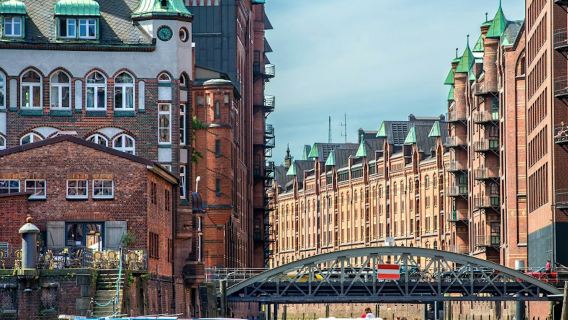 Hamburg: 2-Hour Harbor Cruise
