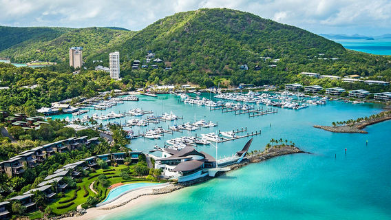 Airlie BeachTours