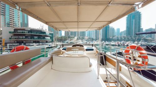 Sightseeing Yacht Cruise in Dubai Marina Transport Passes 2