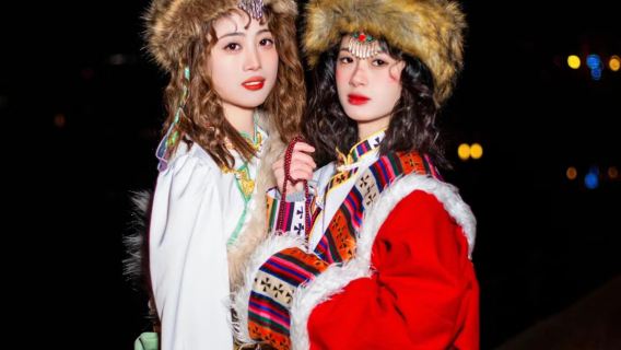 湘潭旅行写真【ドライバーとディレクター + 航空マイクロフィルム + メイクと衣料品&アクセサリー+ 旅程のカスタマイズ + ネガ無料 + 人数無制限】