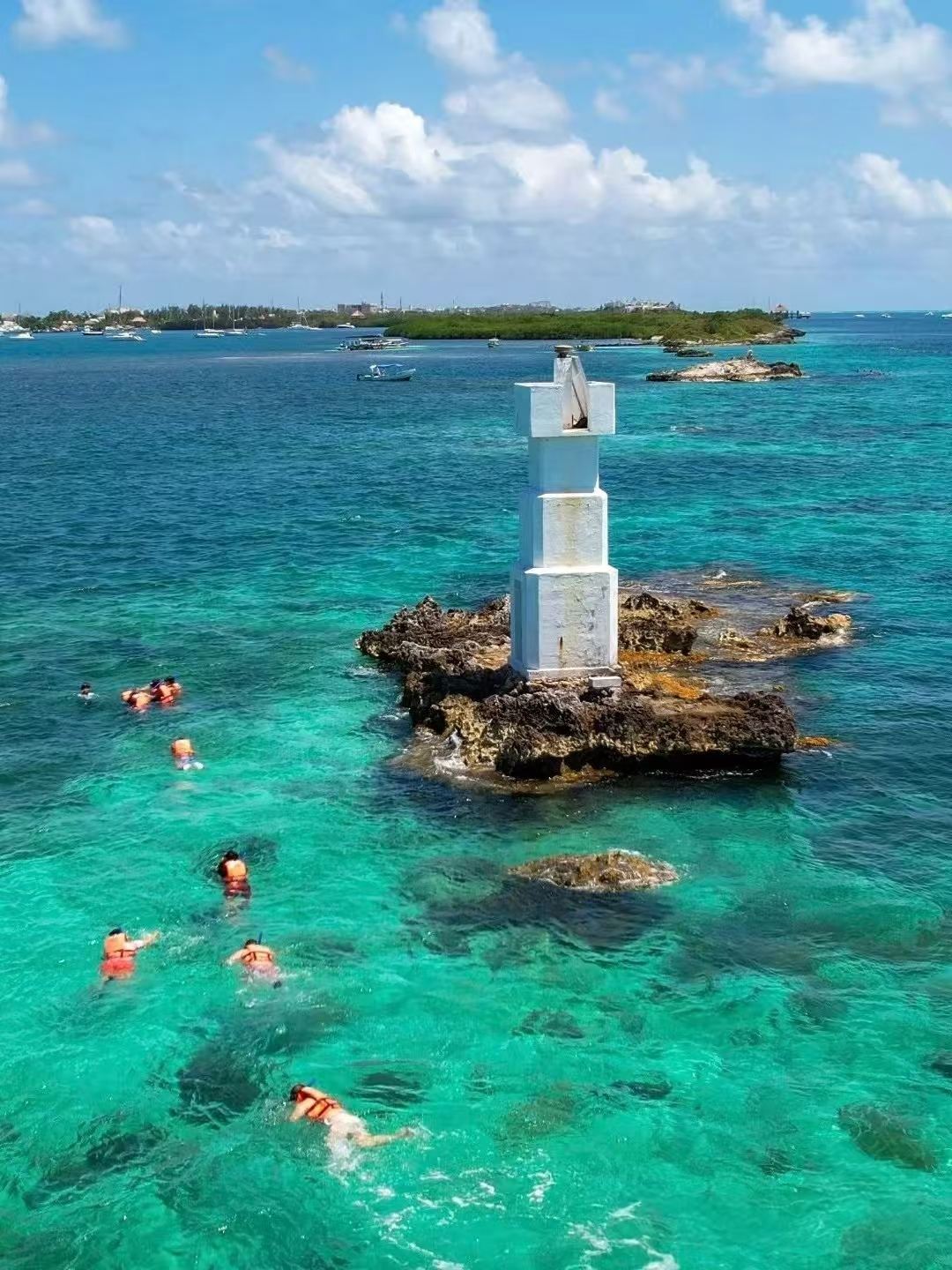 Mexico Premium Tour - Isla Mujeres + Coral Reef Snorkeling Site + Snorkeling Experience
