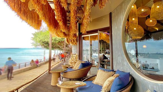 Water Bay View Restaurant, vestiging Tamsui Rongdi: Healing Surf and Turf Feast - menu voor 2 personen (weekends + NT$ 250)