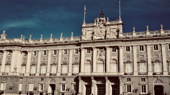西班牙馬德里王宮+馬德里動物園.水族館【中文專車+行程定制】