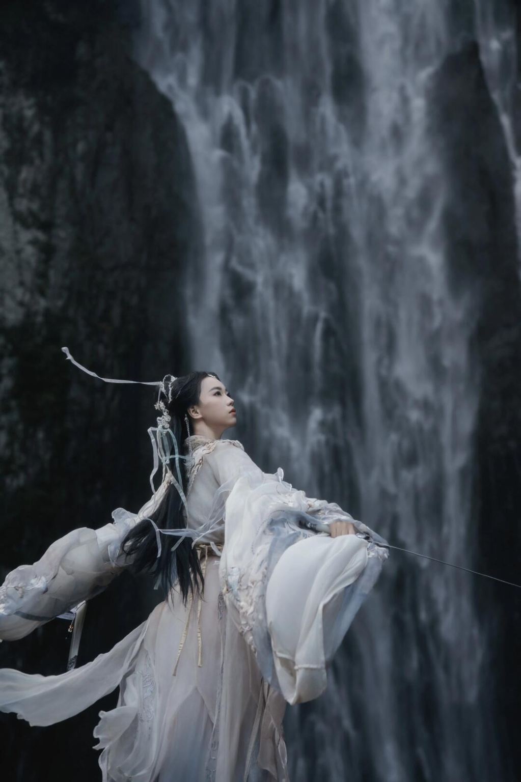 解鎖金庸武俠世界·劉伯溫故里百丈漈景區·限時特惠包車1日