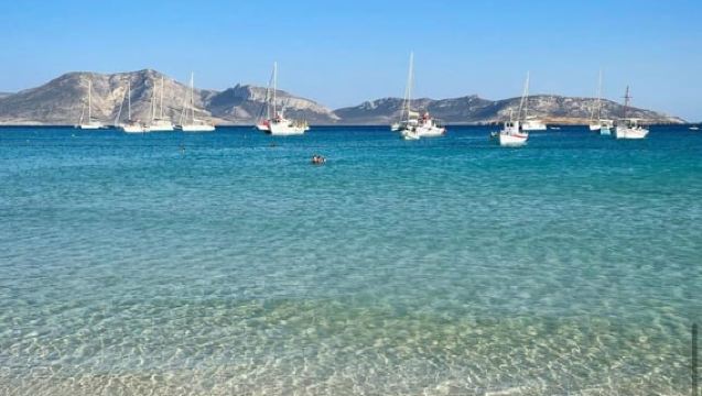 From Naxos: Iraklia and Koufonissia Full-Day Boat Trip
