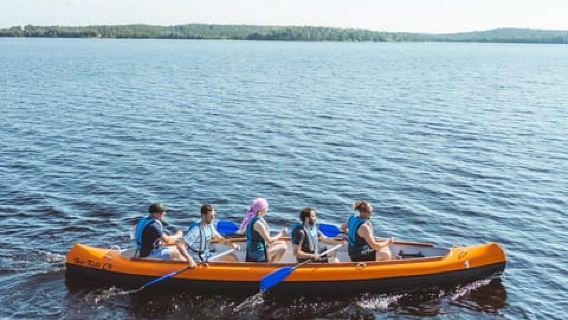 Rovaniemi: Chuyến tham quan chèo thuyền trên Hồ Olkka