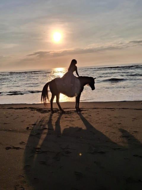 Seminyak: Bali Horse riding Adventure Seminyak Beach