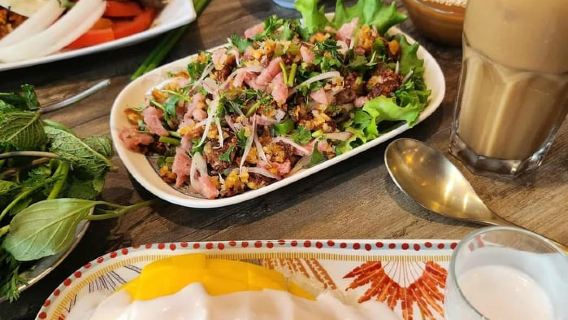 Tour gastronomico di Parigi: sapori dall'Africa, dall'Asia e dai Caraibi