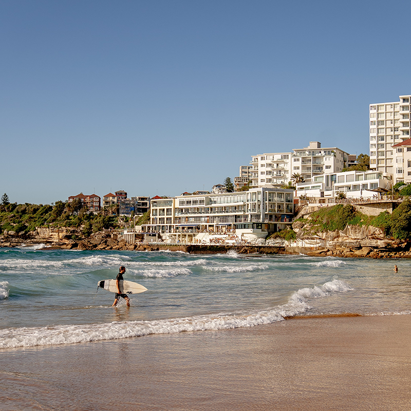 Sydney international flight airport pick-up - half-day city tour of The Rocks and Bondi Beach with optional downtown meeting point