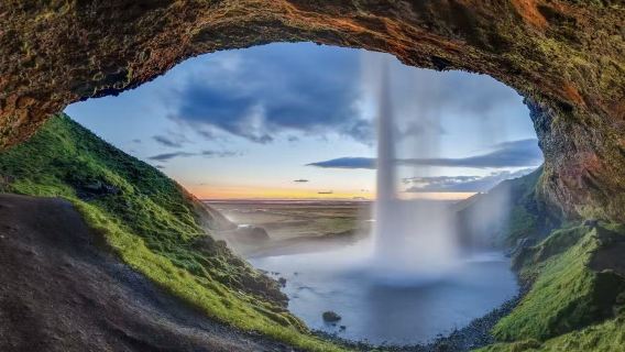 冰島斯奈山半島一日遊【基爾丘山+海豹基地+熔岩洞+黑沙灘】