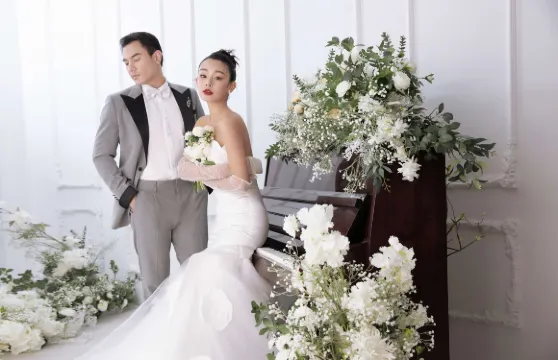 榆社旅拍【一對一約拍跟拍婚拍街拍抓拍航拍攝影攝像/多語言翻譯】