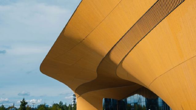 芬蘭赫爾辛基市區定制包車【市區飯店接駁】