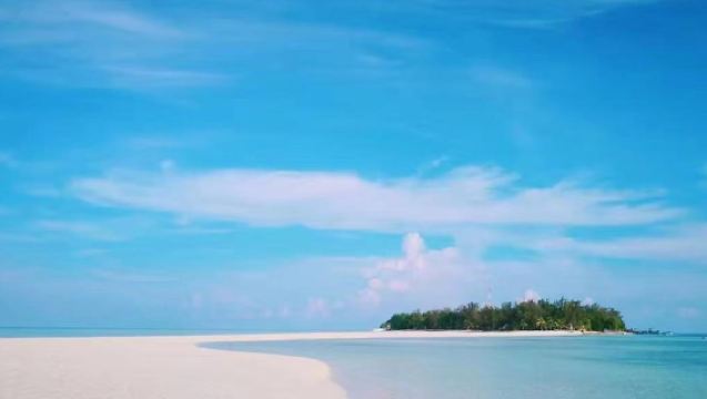 Lawatan Sehari Semporna Pulau Mataking Menyelam Snorkel Bertemu Penyu dan Terumbu Karang dengan Kapal Layar Misteri Biru