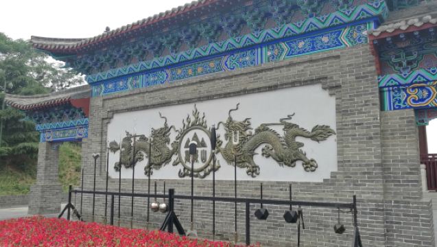 Lawatan sewa peribadi sehari ke Kaifeng Wansui Mountain [Berlepas dari Zhengzhou]