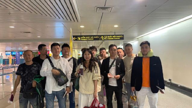 Servizio VIP Fast Track in Vietnam per Tutti gli Aeroporti - Salta la Coda all'Immigrazione e Risparmia Tempo