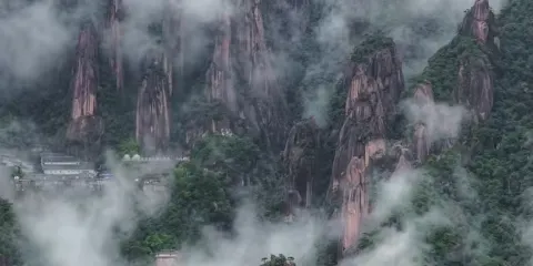 三清山多語種導遊|外籍遊客接待|三清山-巨蟒出山三清宮講解|歡迎查詢