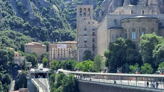 Sepanyol Barcelona - Montserrat - Taman Semula Jadi Gunung Suci sewaan peribadi - Klasik