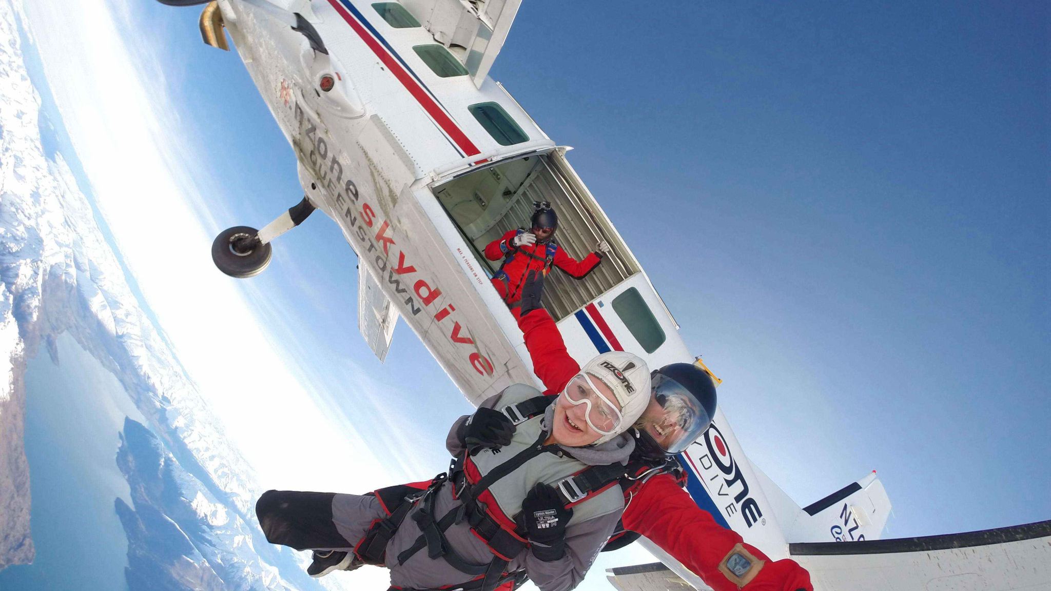 New Zealand Queenstown Skydiving Half-Day Tour 9000ft/12000ft/15000ft with Free Transfer + Free E-Certificate + Fast Ticket Issuance