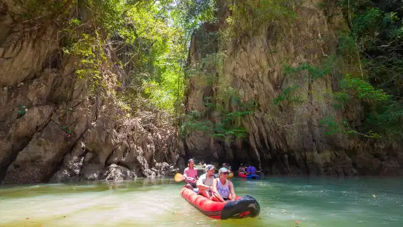 普吉島至攀牙灣大船獨木舟探險之旅