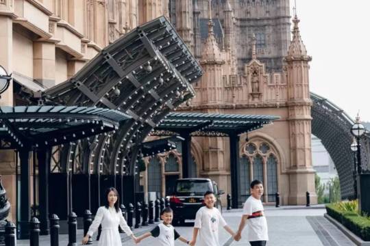 澳門旅拍【澳門跟拍旅拍拍照寫真約拍攝影師婚紗照倫敦人漁人碼頭威尼斯人】