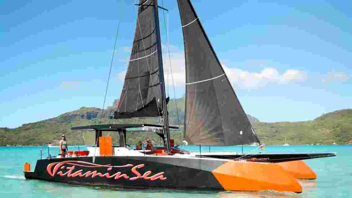 LUXURY Private Catamaran: BORA BORA Full-Day Sailing, Snorkeling 